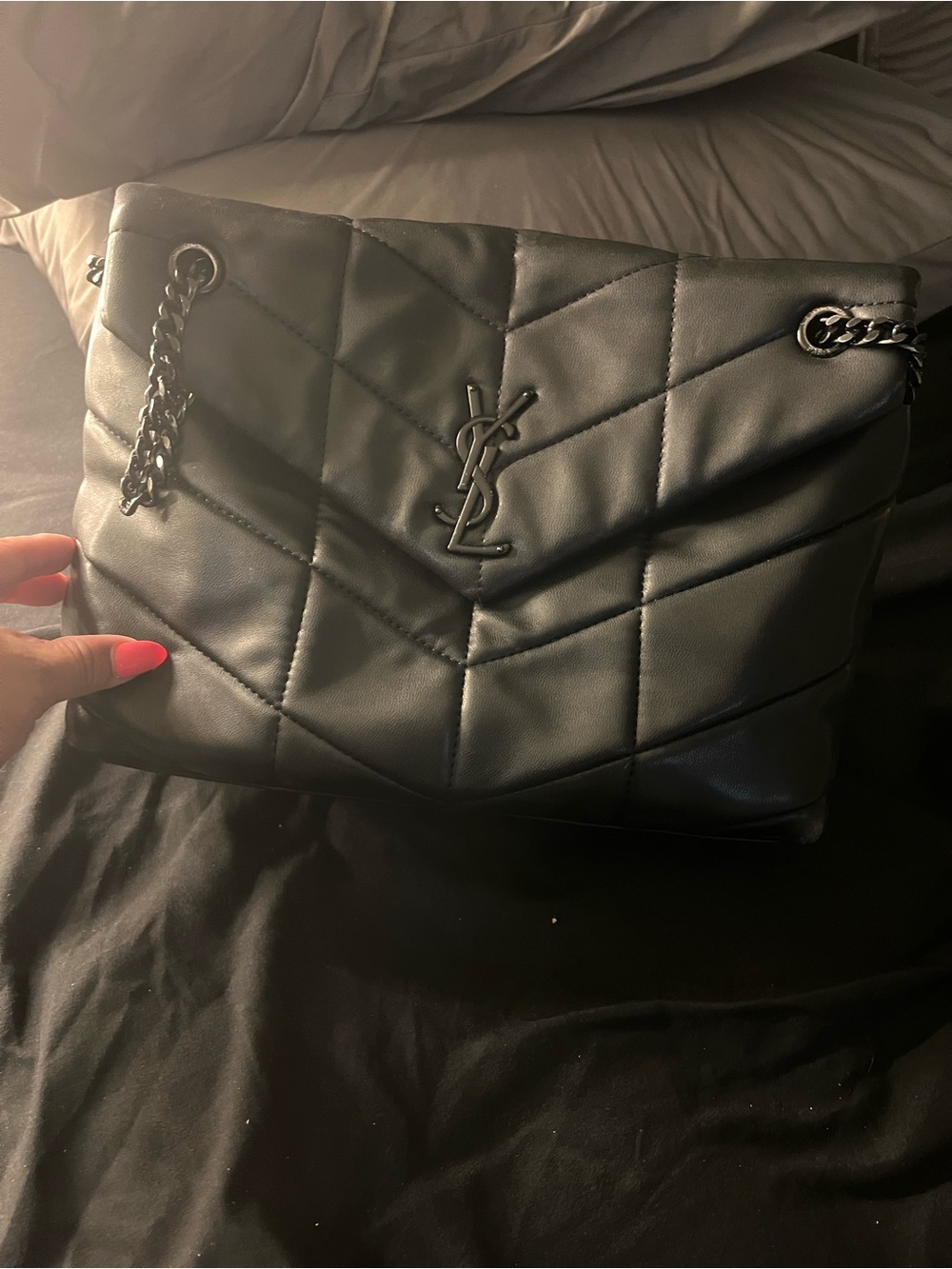 Saint Laurent Black Quilted Shoulder Bag - Picture 4 of 6
